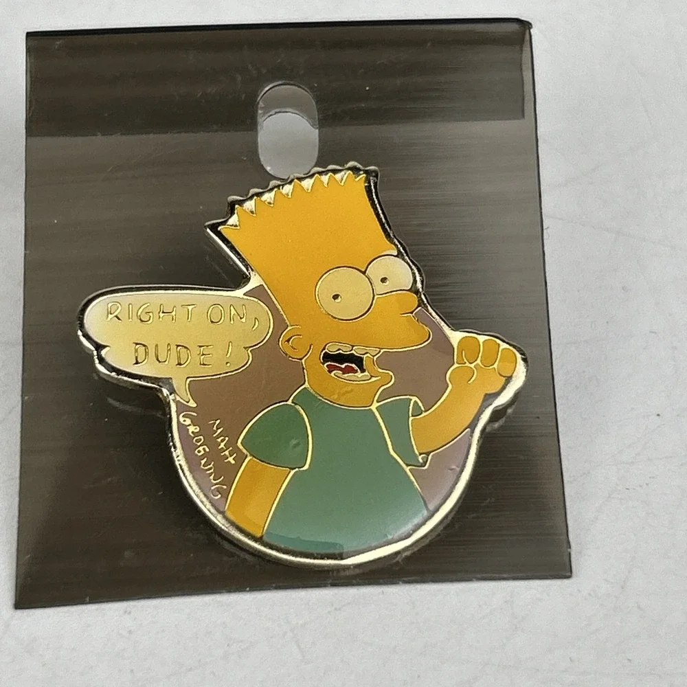 Vintage The Simpsons Keychain And Pin‎ Set Six Items Total
